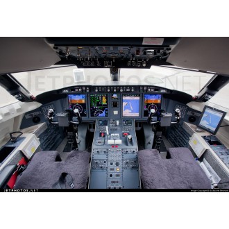 Аренда частного самолета Bombardier Challenger 605